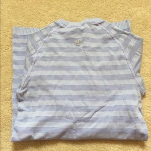Violet Lululemon long sleeve!